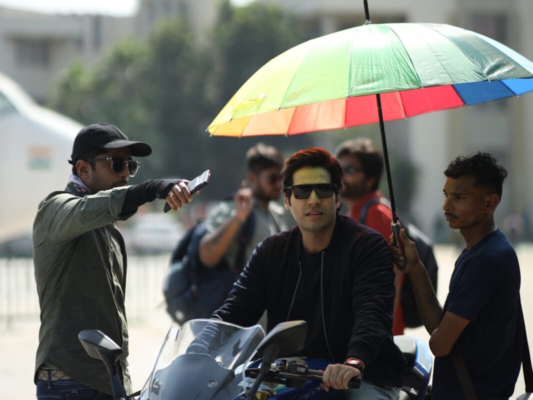 Gujarati Cinema Gets Its Action Hero: Bhaumik Sampat Wins Hearts in Get Set Go